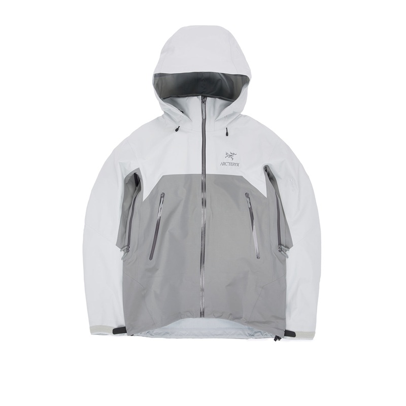 Arc'teryx Men's Beta AR Jacket - Solitude / Void